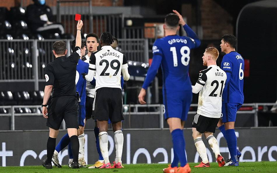 太猛了！随着曼城3-0横扫，英超积分榜如下：枪手仅剩两分优势！