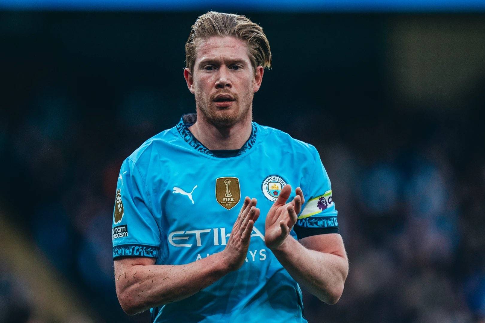 比肩传奇，姆巴佩成皇马队史第四位欧冠上演大四喜的球员